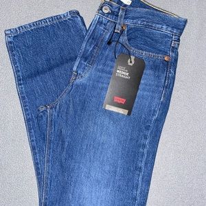 Levi’s wedgie straight high rise jeans